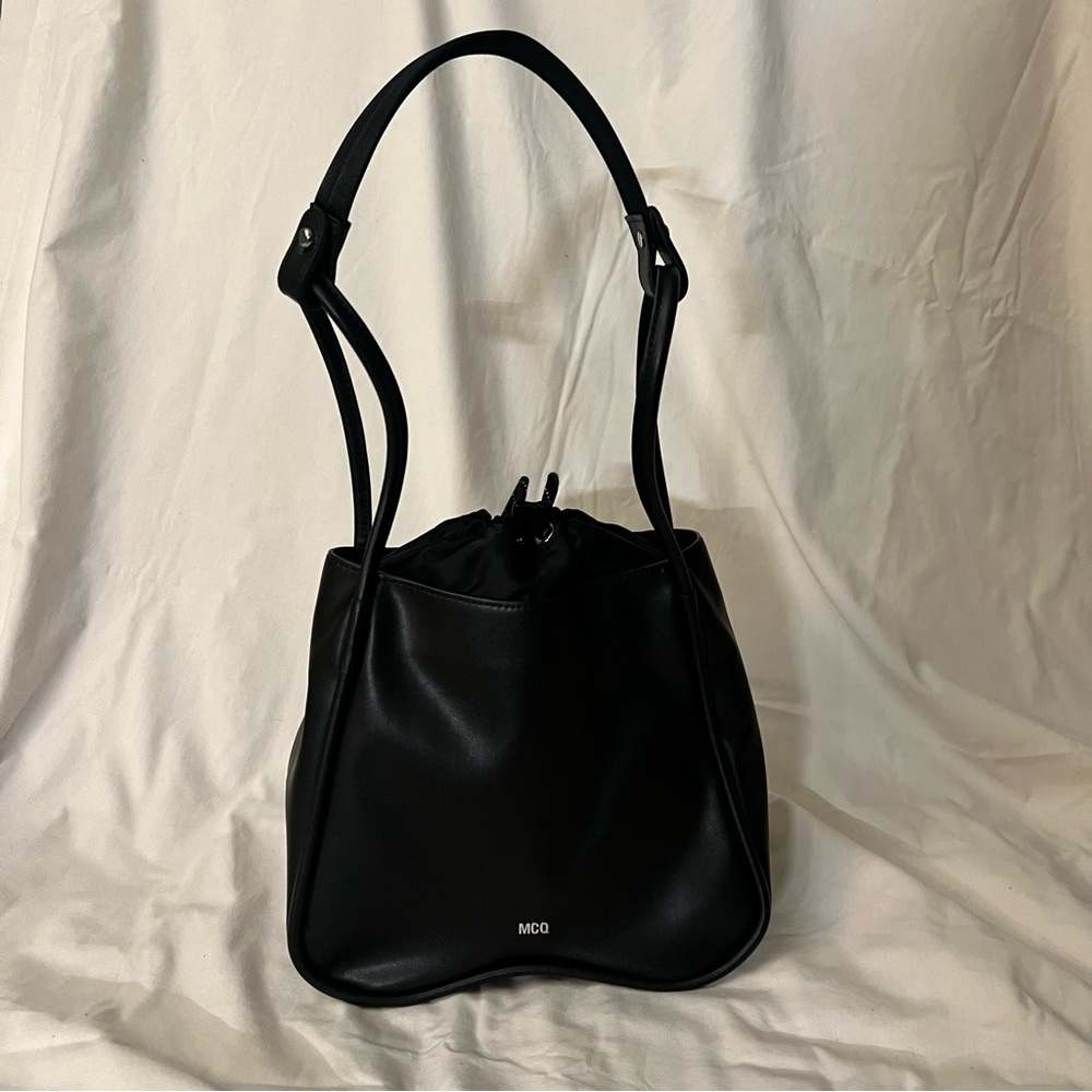 MCQ Alexander McQueen- Black Bucket Bag